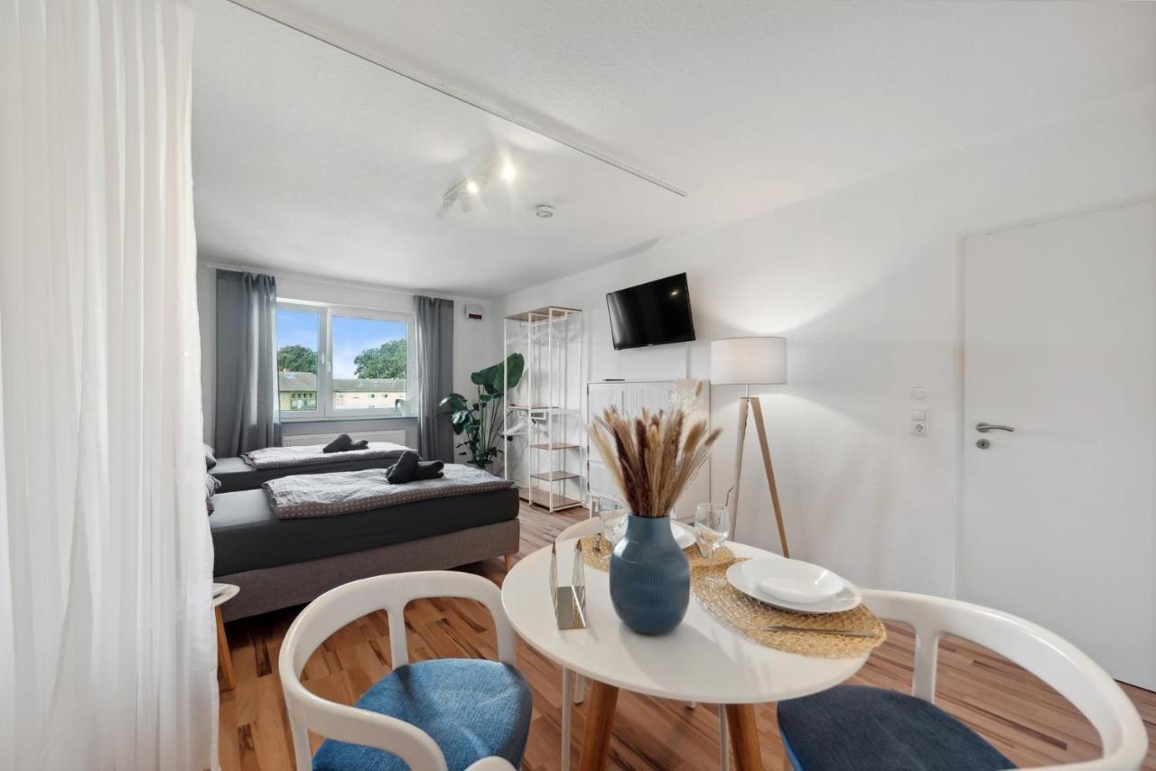 Amalfi Apartments A01 - Gemuetliche 2 Zi-Wohnung Mit Boxspringbetten Und Smart Tv Kaiserslautern Dış mekan fotoğraf